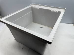 lot 168 image: UTILITY SINK  TUB