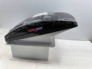 lot 187 image: MAXXFAN 6200K RV INTAKE & EXHAUST FAN