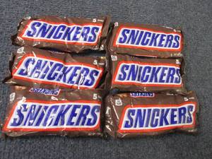 lot 61 image: 6- 5 ct Snickers...