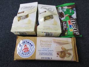 lot 86 image: 4 pks Assorted Snacks...
