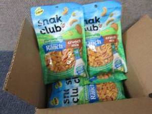 lot 125 image: 6- 2.5 oz Snak Club Hidden Valley R...