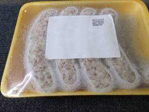 lot 235 image: EE 2.5 lb FROZEN Traditional Bratwu...