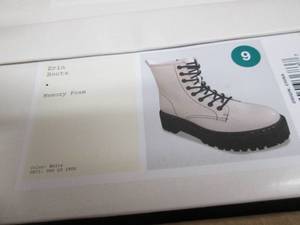lot 256 image: 6 pr Erin A New Day Boots Size 9...