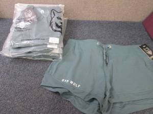 lot 285 image: 6 Gym Wolf Medium Ladies Shorts...