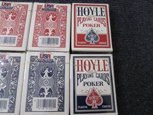 lot 329 image: 12 Sealed Hoyle Poker Playing Cards...
