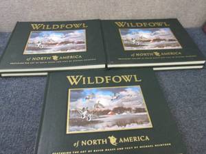 lot 340 image: 5 Wildlife of North America Books...
