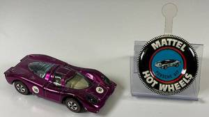 lot 16 image: 1969 REDLINE Hot Wheels Porsche 917 Transparent Plum Purple With Button Really Nice Condition
