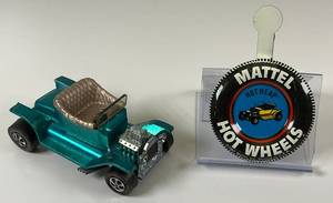 lot 43 image: 1968 REDLINE Hot Wheels Hot Heap Transparent Aqua With Button Really Nice Condition