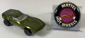 lot 51 image: 1968 REDLINE Hot Wheels Torero Transparent Lime Green With Button Really Nice Condition (Button Tab Missing)