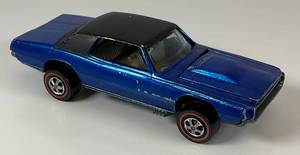 lot 111 image: 1967 REDLINE Hot Wheels Custom T-Bird Transparent Blue Really Nice Condition