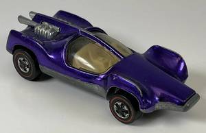 lot 132 image: 1969 REDLINE Hot Wheels Mantis Transparent Purple Really Nice Condition