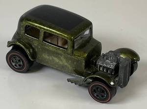lot 142 image: 1968 REDLINE Hot Wheels Classic 32 Ford Vicky Transparent Dark Lime Green Really Nice Condition