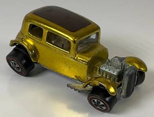 lot 148 image: 1968 REDLINE Hot Wheels Classic 32 Ford Vicky Transparent Yellow Nice Condition