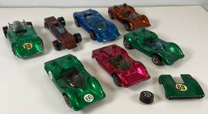lot 187 image: 1968-69 Redline Hot Wheels Parts Car Lot