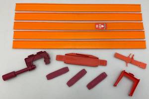 lot 195 image: 1968 Redline Hot Wheels Flying Circus Track (Track Only)