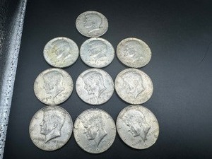 lot 60 image: Ten 1968 40% Silver Kennedy Half Dollars