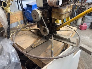 lot 14 image: 30 Walk-Behind Power Trowel  - 3HP Briggs & Stratton Motor