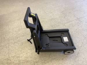 lot 27 image: Honda Generator Cart