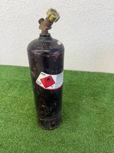 lot 66 image: Small Acetylene Tank - Partially Full