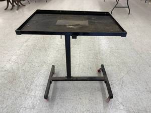 lot 73 image: Black Jack Auto Work Station