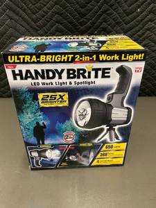 lot 3 image: Handy Brite LED Work Light & Spotlight with Tripod