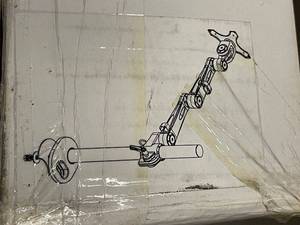 lot 9 image: Silver AJ102 Monitor Arm
