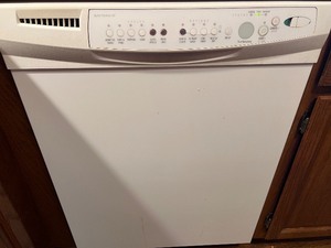 Whirlpool Quiet Partner III Built-In Dishwasher