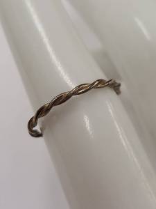 lot 13P image: Sterling Silver Twisted Band Ring Minimalist Style