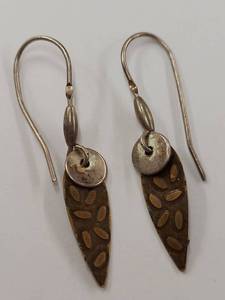 lot 15P image: Sterling Silver Artisanal Leaf Design Earrings