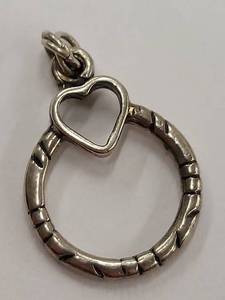 lot 48P image: Elegant Sterling Silver Heart Charm Pendant
