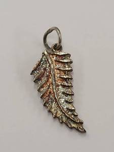 lot 57P image: Beautiful Sterling Silver Leaf Pendant Charm