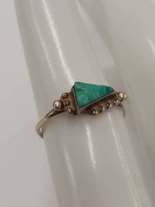 lot 82P image: Vintage Sterling Silver Ring with Green Turquoise Stone
