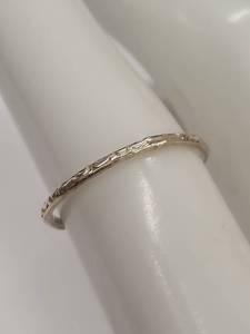 lot 89P image: Beautiful Sterling Silver Textured Band Ring
