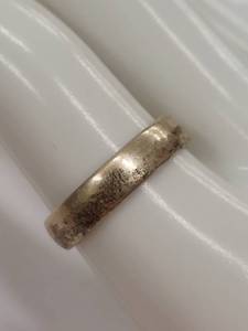 lot 90P image: Vintage Sterling Silver Ring Band
