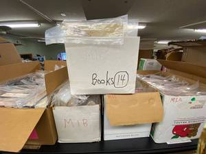 lot 68S image: Large Lot of Mixed Books Novel Collection