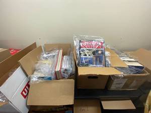 lot 71S image: Large Bulk Lot of Assorted Books for Libraries Resellers Collectors