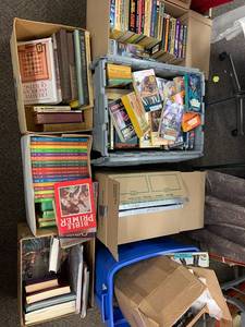 lot 93S image: Mixed Books Lot Fiction, Quilting, Reference
