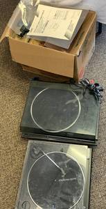 lot 98S image: JVC & Audio-Technica Turntable Lot