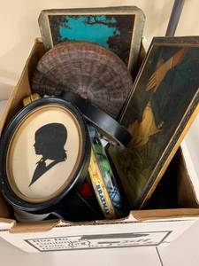 lot 102S image: Vintage Art & Decor Collectors Lot