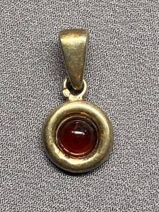 lot 11B image: Sterling Silver 925 Pendant with Amber Cabochon
