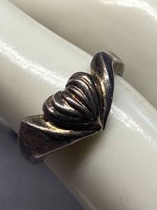 lot 17B image: Sterling Silver 925 Textured Ring, Size 6