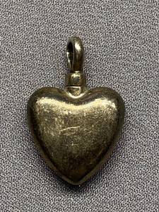 lot 44B image: Madeleine 925 Sterling Silver Heart Pendant