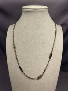 lot 47B image: Vintage Sterling Silver 925 Necklace