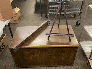 lot 62R image: Vintage Wooden Level, Easel & Chest