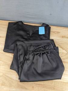 lot 90 image: Brand New Iffei Womens Two Piece Pajama Set Pant And Top Black Size Large N