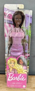 lot 244 image: Brand New Barbie Doll Kids Toy Dark Brown Hair Pink Metallic Dress Trendy Clothes and Accessories Gifts for Kids N