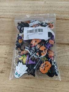 lot 53E image: 30 Brand New Halloween Character Croc Charms N