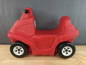 lot 217 image: New Step 2 Anniversary Edition Car in Red N