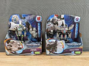 lot 58E image: Brand New Hasboro Transformers Toys EarthSpark Warrior Class Megatron Action Figure and 1-Step Smash Changers Terran Thrash Action Figure N