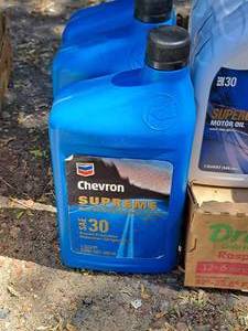lot 63 image: Lot of (3) Chevron Supreme SAE 30 Motor Oil Quart Plastic Bottles